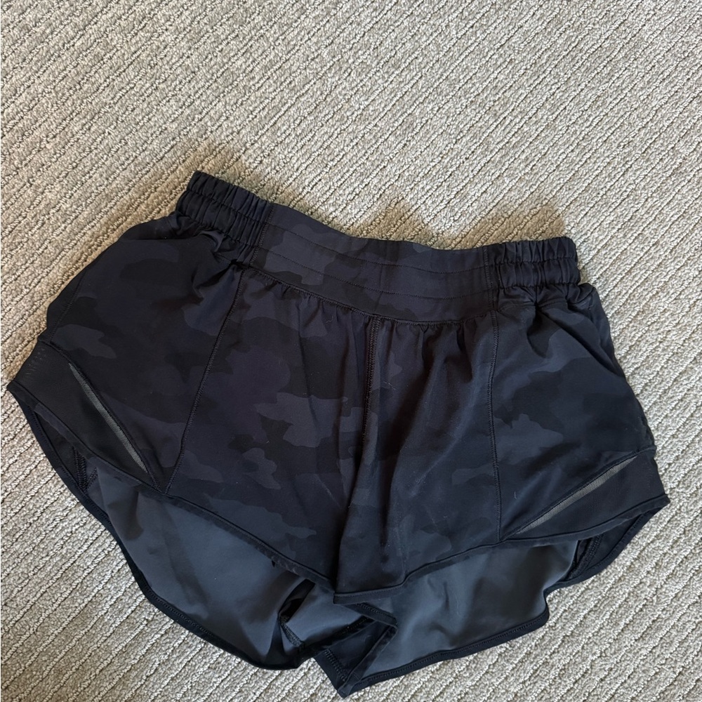 lululemon athletica Black Camo hotty hot Shorts